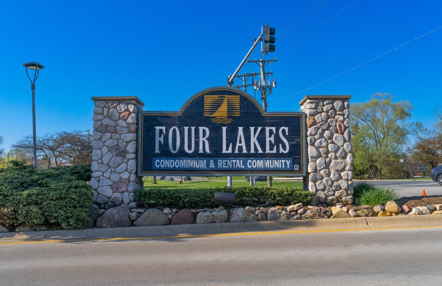 Building Photo - 5950 Oakwood Dr