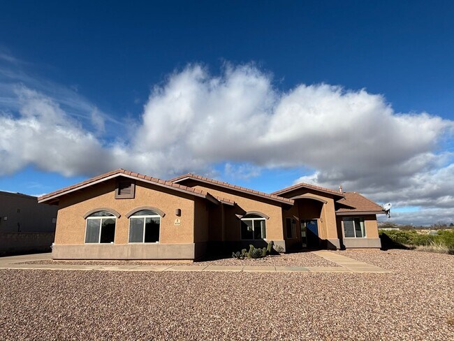 Building Photo - 4228 S Morning Glory Ct