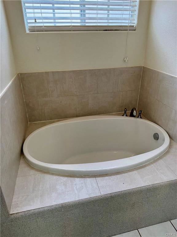 Building Photo - 908 Carnelian St