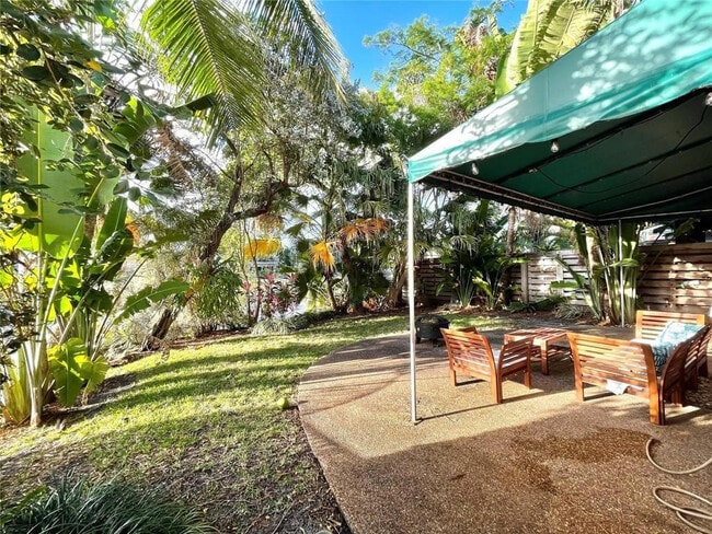 Building Photo - 619 Kensington Pl