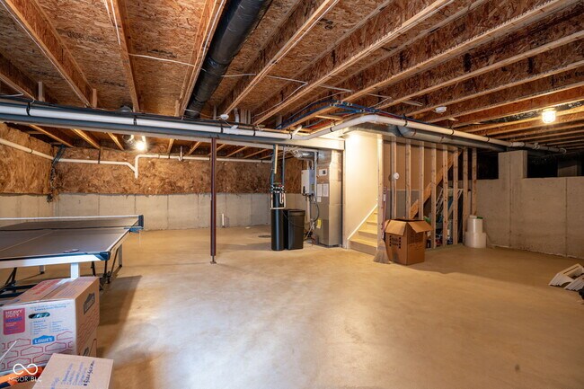 Building Photo - 6192 Bayard Dr