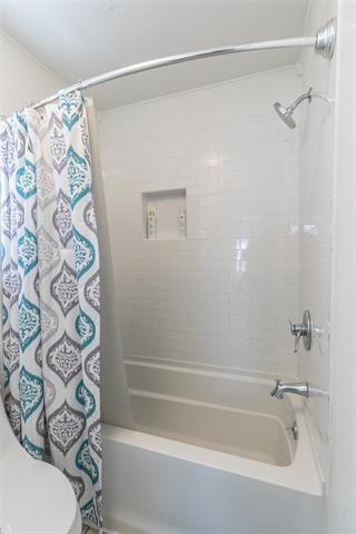 Building Photo - 8073 Bonnie Cir