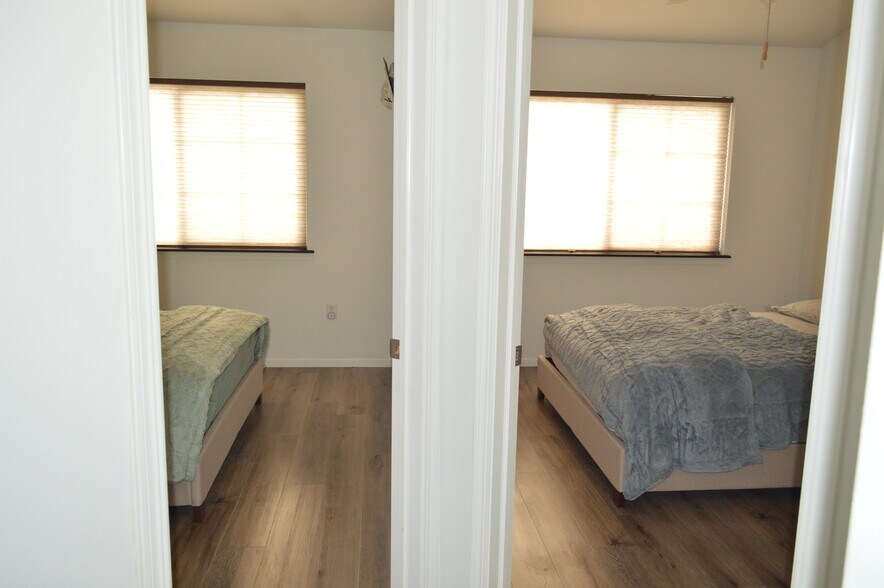 Building Photo - 751 Mission Point Rd