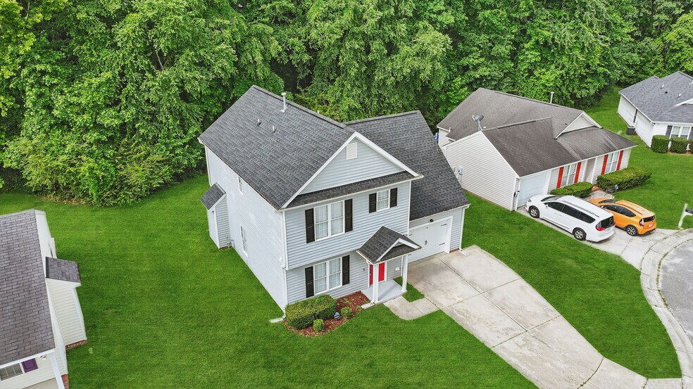 Building Photo - 5408 Gunnette Dr