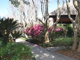 Building Photo - 213 Bendel Rd