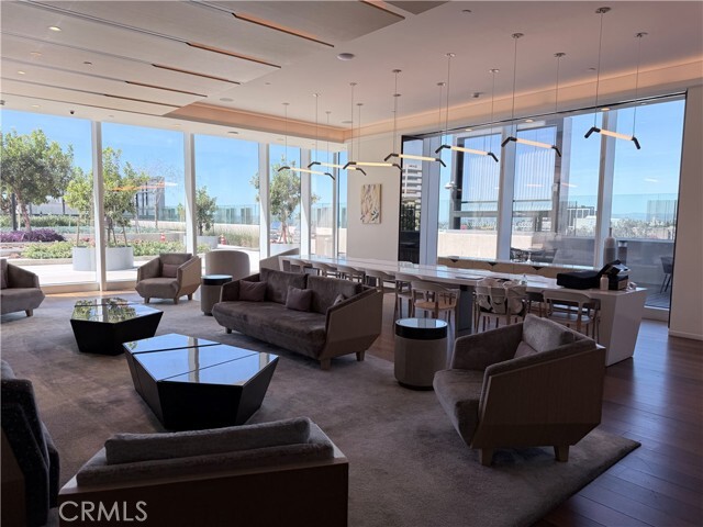 Building Photo - 889 Francisco St