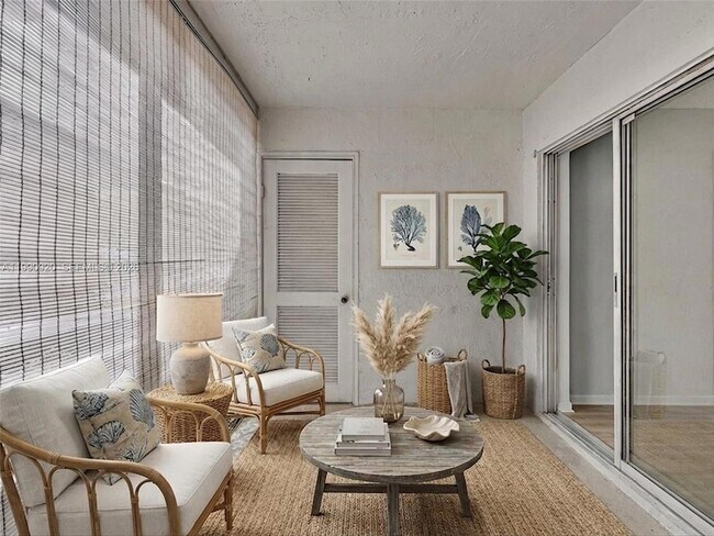 Building Photo - 9777 Westview Dr