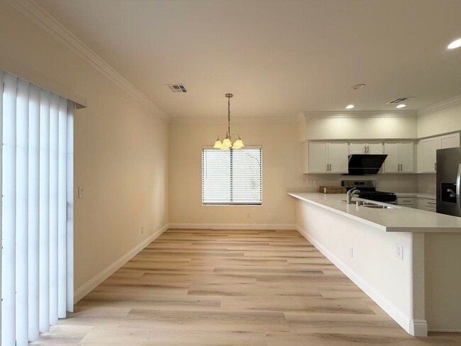 Building Photo - 2316 Chapman Hill Dr
