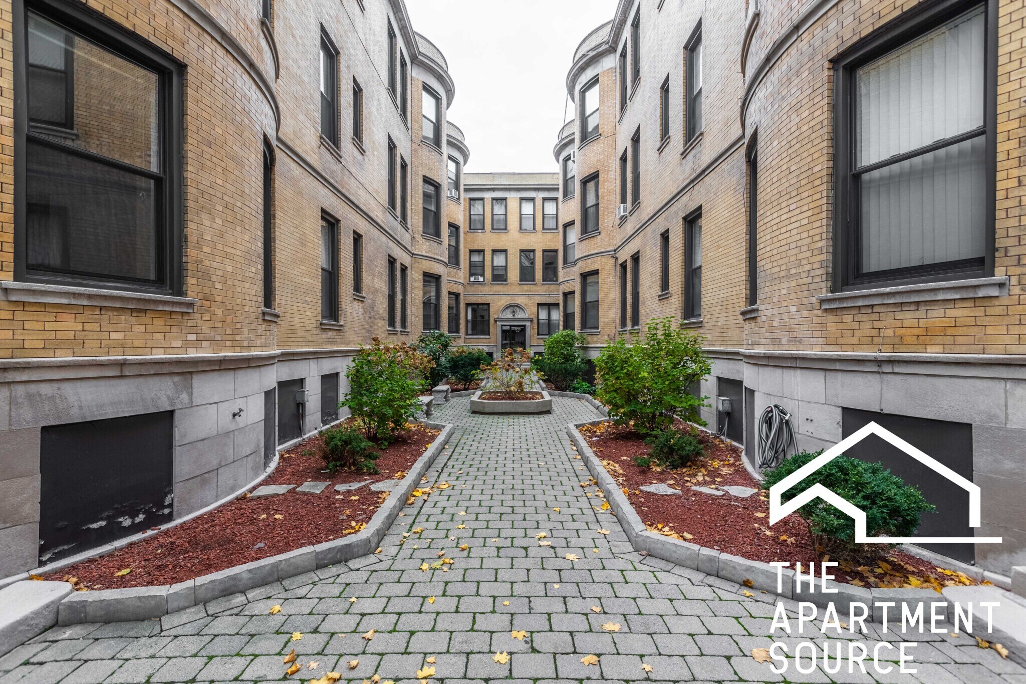 Building Photo - 1224 N Dearborn St