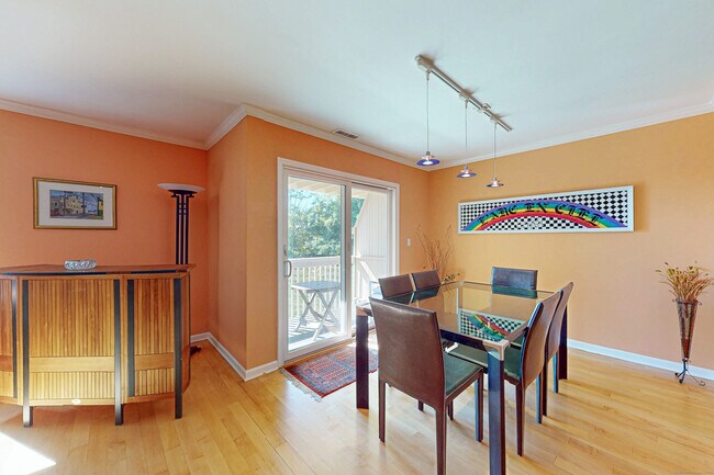 Building Photo - 61 Seaview Ave