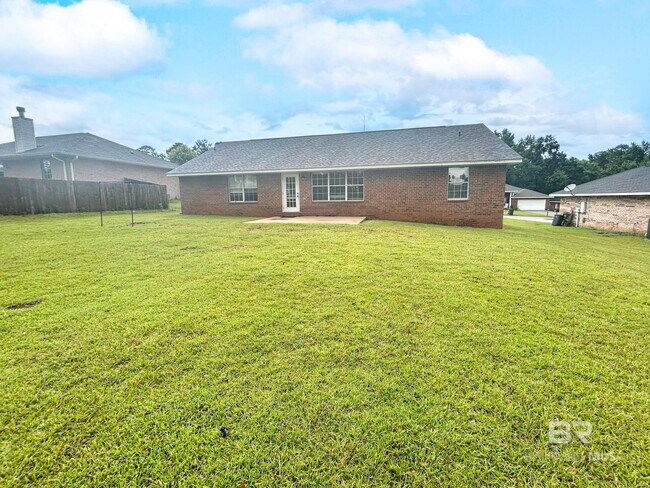 Building Photo - 11730 Madrone Ln