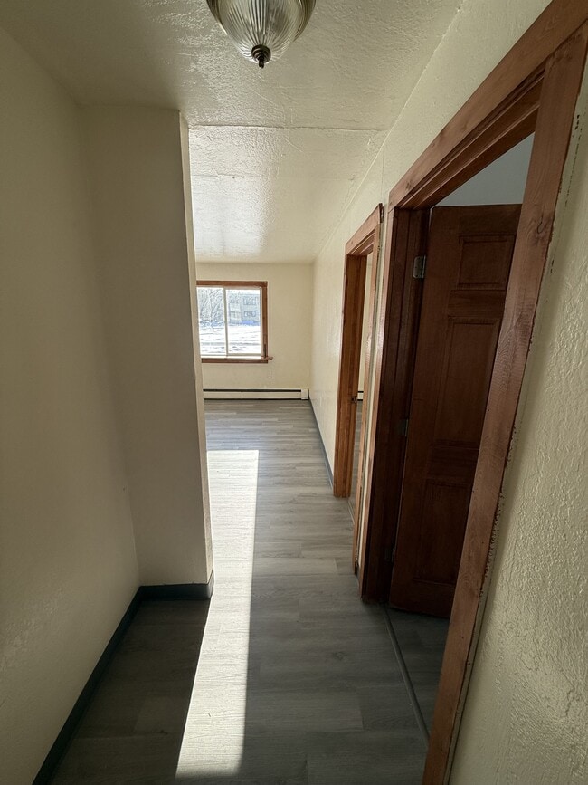 Building Photo - 829 17th Ave