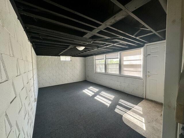 Building Photo - 1938 63rd St