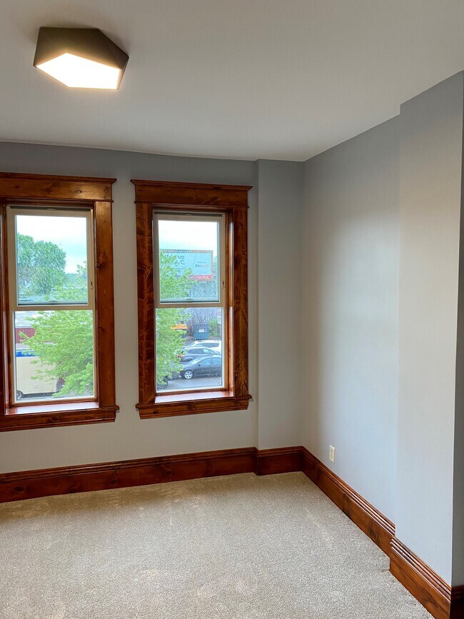 1st Bedroom - 992 Arcade St