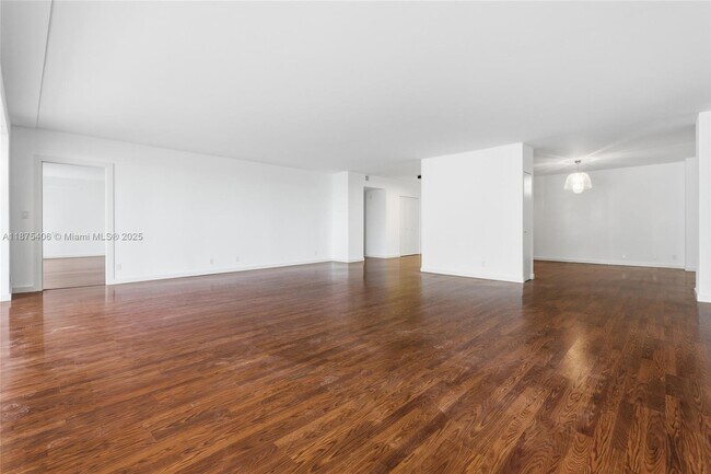 Building Photo - 10155 Collins Ave