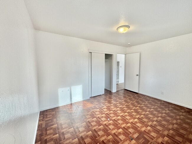 Building Photo - 277 Cherry Way