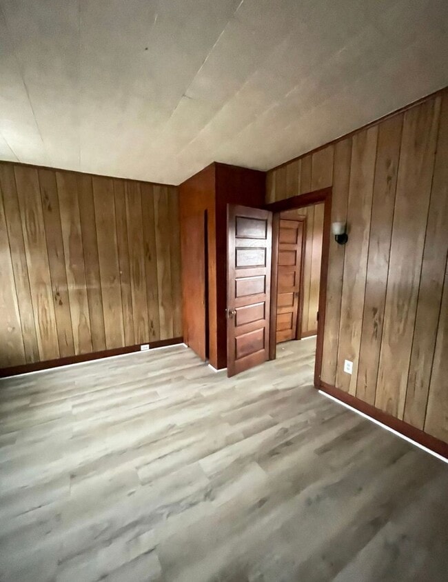 Building Photo - 3 Bed/ 1 Bath Home for Rent-237 N. Sherman St., York, PA