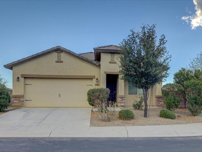 Building Photo - 3-Bedroom, 2-Bathroom in Marana AZ!