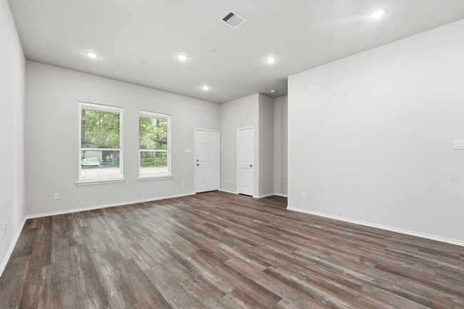 Building Photo - 10176 Barberry St