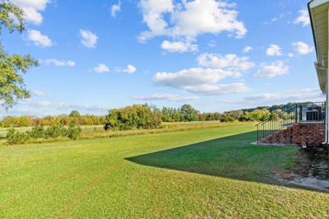 Building Photo - 2150 Oak Bend Dr