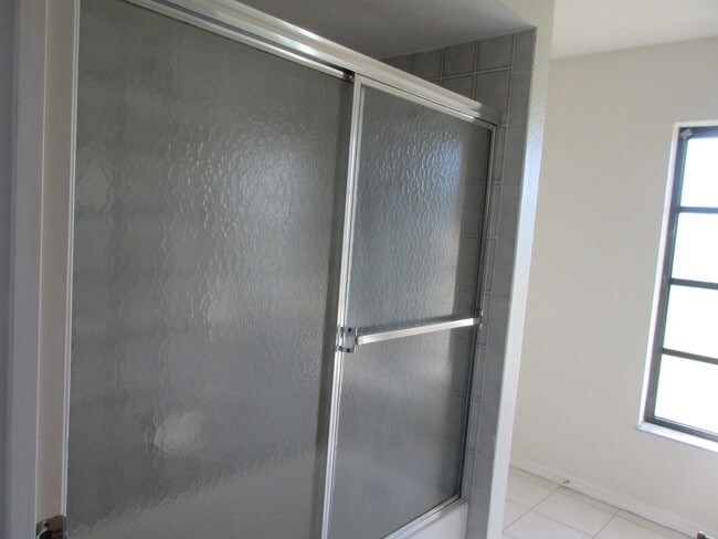 Building Photo - 463 Gallegos St