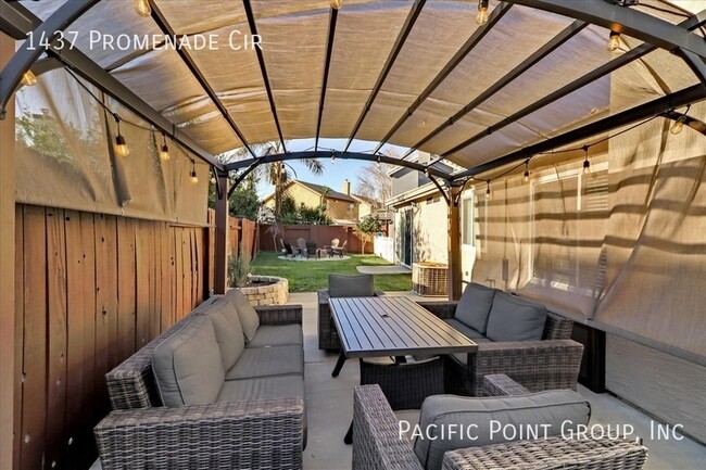 Building Photo - 1437 Promenade Cir