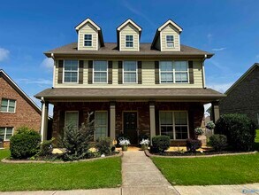 Building Photo - 7605 NW Ashor Dr
