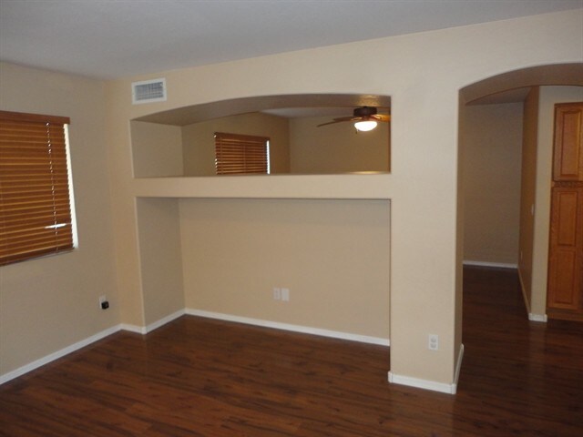 Building Photo - 13812 W Berridge Ln