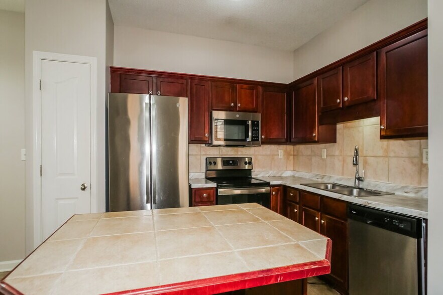 Building Photo - 4930 Indian Walk Ln
