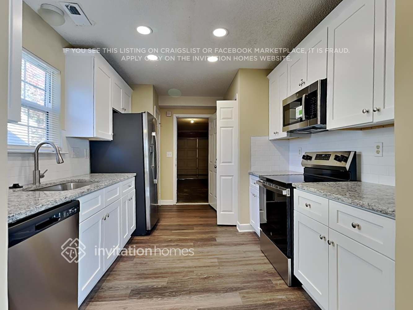 Building Photo - 1460 Summer Coach Dr