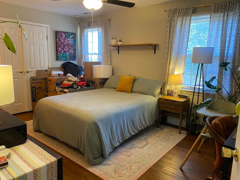 Bedroom 2 - 5108 Bromley Ln