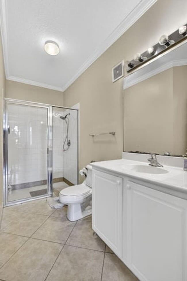 Building Photo - 3055 Grandiflora Dr