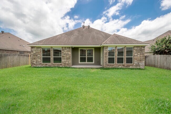 Building Photo - 7418 Masters Dr