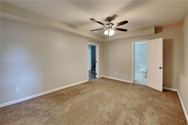 Building Photo - 1341 Rhododendron Dr NW