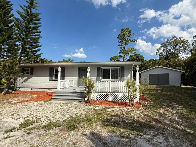 Building Photo - 14526 Paradise Trail