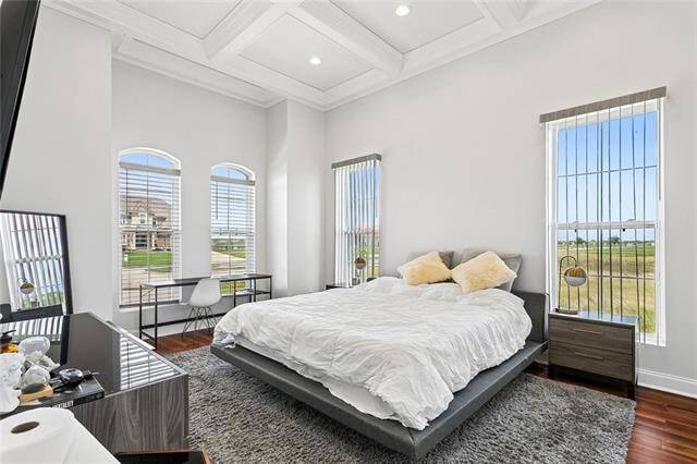 Building Photo - 4069 Marina Villa E