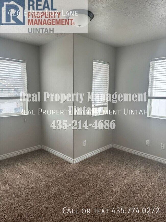 Building Photo - 426 Redfox Ln