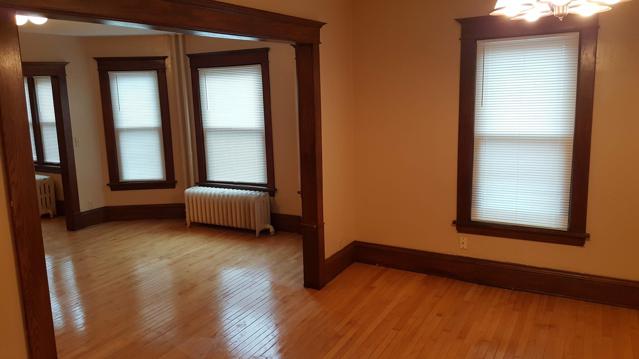 Building Photo - 2217 Jackson St NE