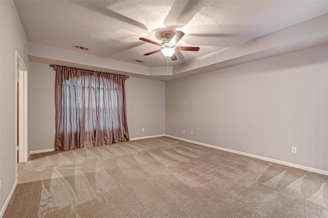 Building Photo - 2130 Autumn Fern Dr
