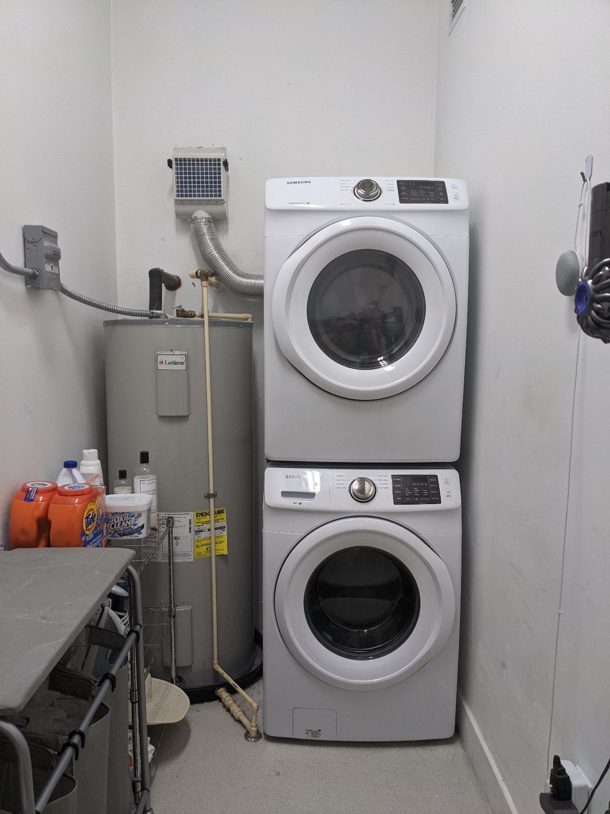 Laundry Room - 150 E Robinson St