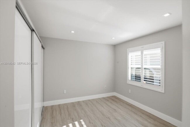 Building Photo - 1135 Oysterwood St