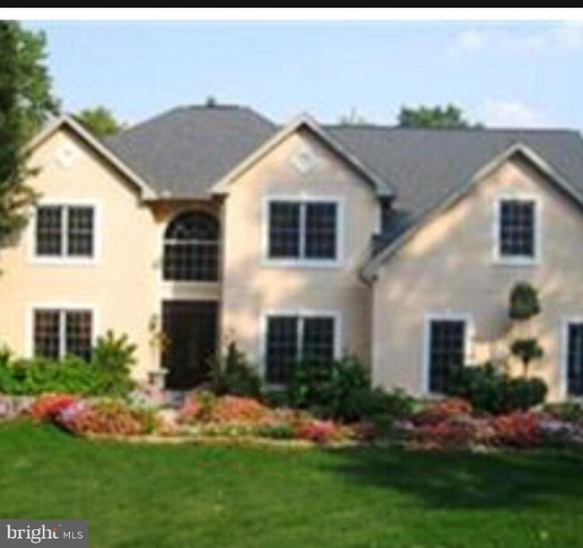 Building Photo - 42 Kim Winona Ct