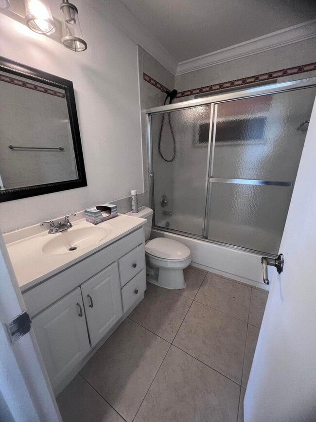 Building Photo - 1501 Meridian Rd