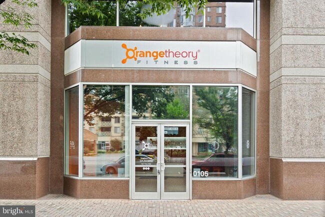 Building Photo - 900 N Stafford St