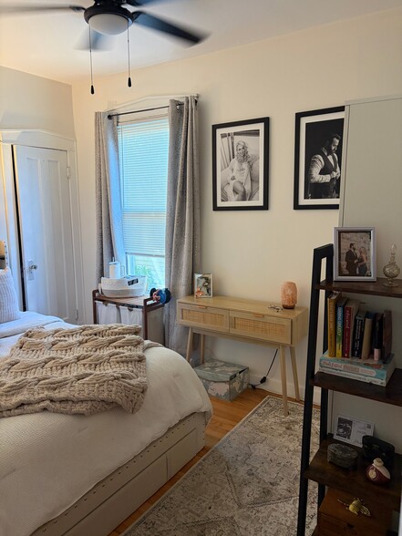 Building Photo - 4241 N Marmora Ave
