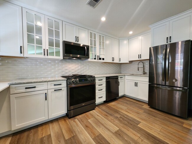 Primary Photo - Wine Country Home for Rent