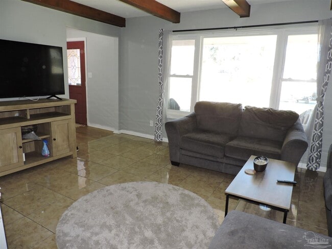 Building Photo - 435 Belle Chasse Dr