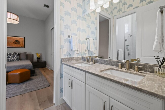 Building Photo - 20017 SE Bridgewater Dr