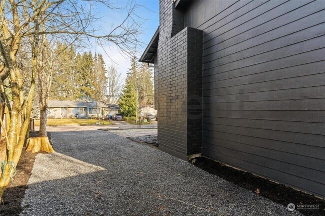 Building Photo - 302 225th St SW