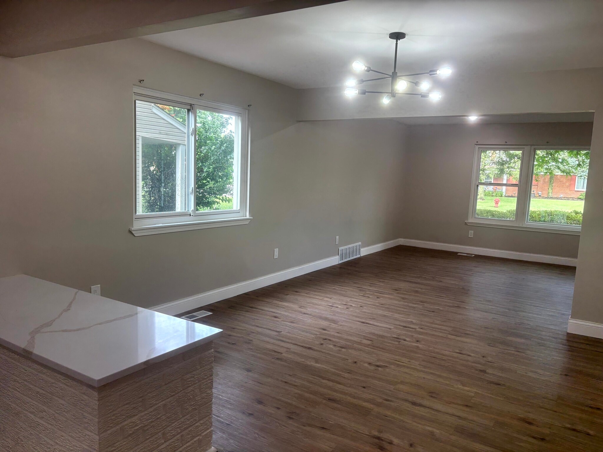 Building Photo - 29621 Fernhill Dr